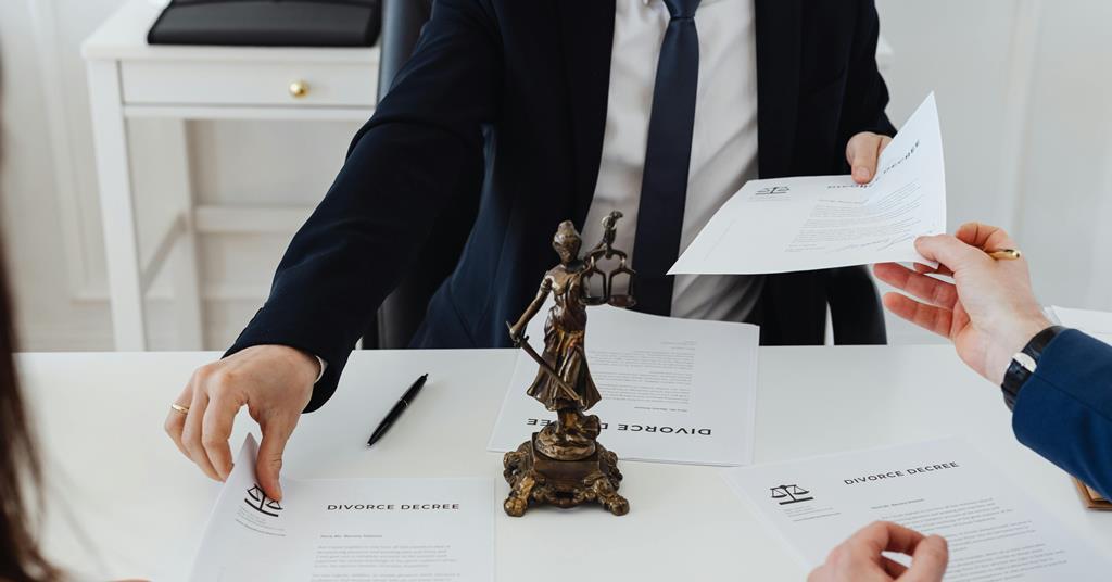 Deutsche Finance sues €122bn German pension fund over US real estate losses