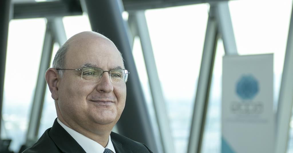 Bernardino demite-se da comissão do mercado obrigacionista português |  Notícia