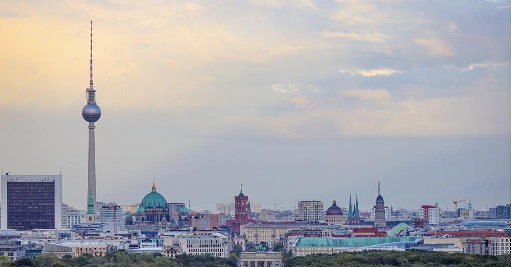 Germany picks DWS-led consortium for €6bn corporate bond mandate