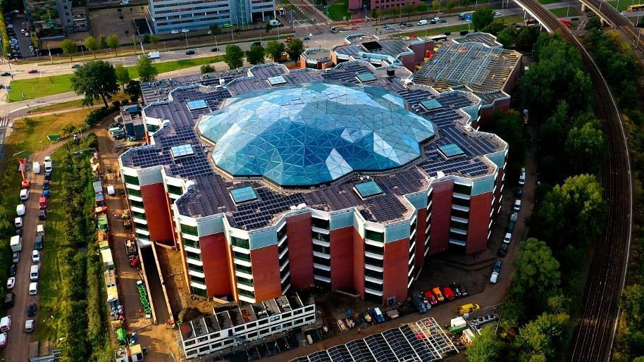 APG pension fund scales back investment risk in runup to DC switch