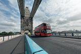 London Bridge bus UK