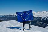EU flag on mountain - Photo-antoine-schible, Unsplash