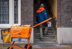 mailman postman netherlands PostNL