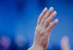 hand up vote