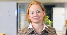 Alineke van den Berge-Blindenbach at APG Asset Management