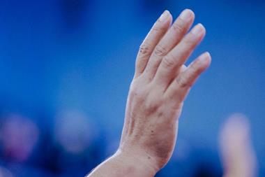 hand up vote