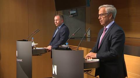 Nicolai Tangen and Øystein Olsen at Norges Bank press conference August 2020