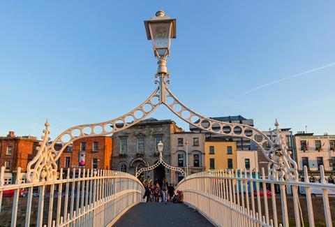 Ha'penny Bridge, Dublin